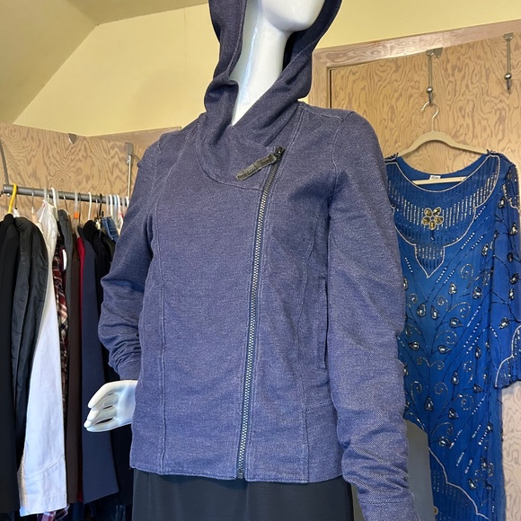LOLE Jacket,  Offset Full Zipper with Hood - Picture 1 of 8